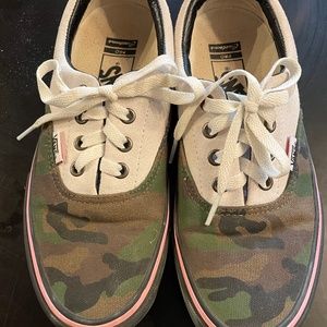 Custom ordered Vans “Stay Weird”